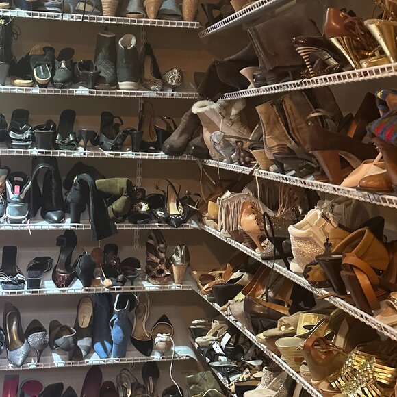 I have too many pairs - 1st listing Vic Matie!  Can you spot them on the shelf? - Picture 1 of 6